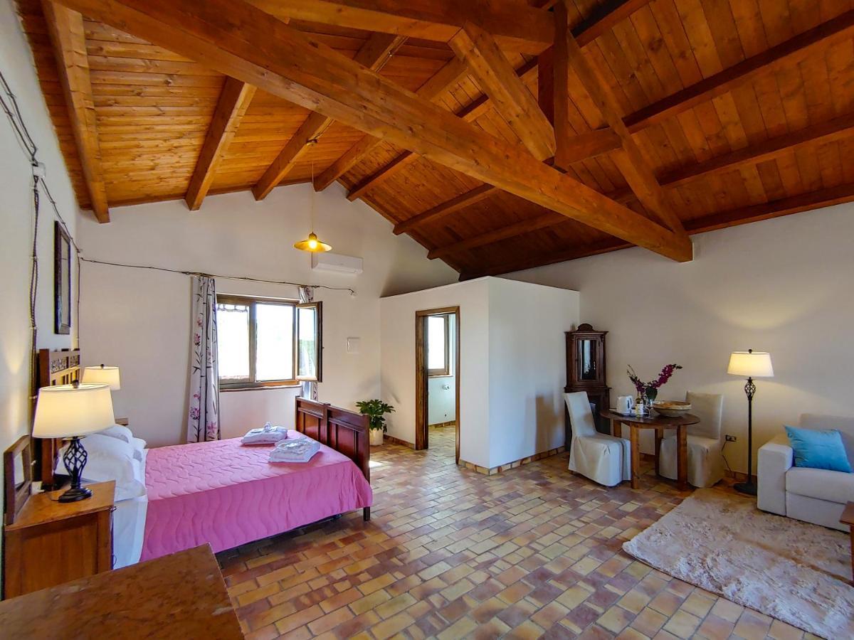 Masseria Crocco Montalbano Ionico Exterior foto